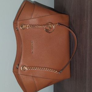 Michael kors purse and wallet